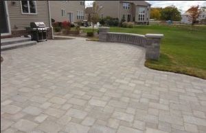 South Lyon MI Brick Paver Patio