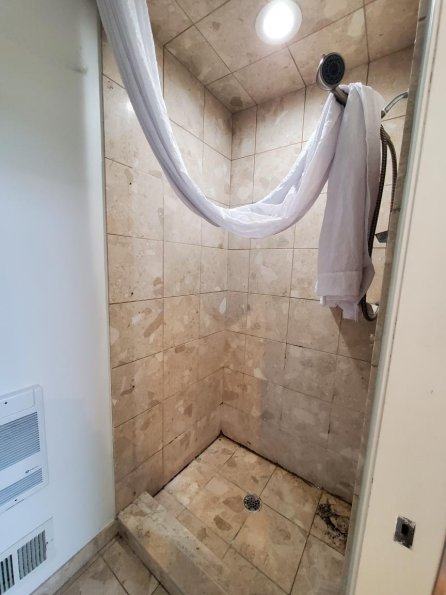 Resized_20241220_110428