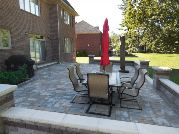 DomenicoBrick_backyard_under100P2